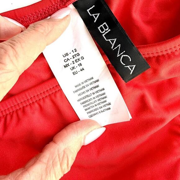 NWT La Blanca red bikini bottoms, classic style Size 12 - Picture 5 of 5